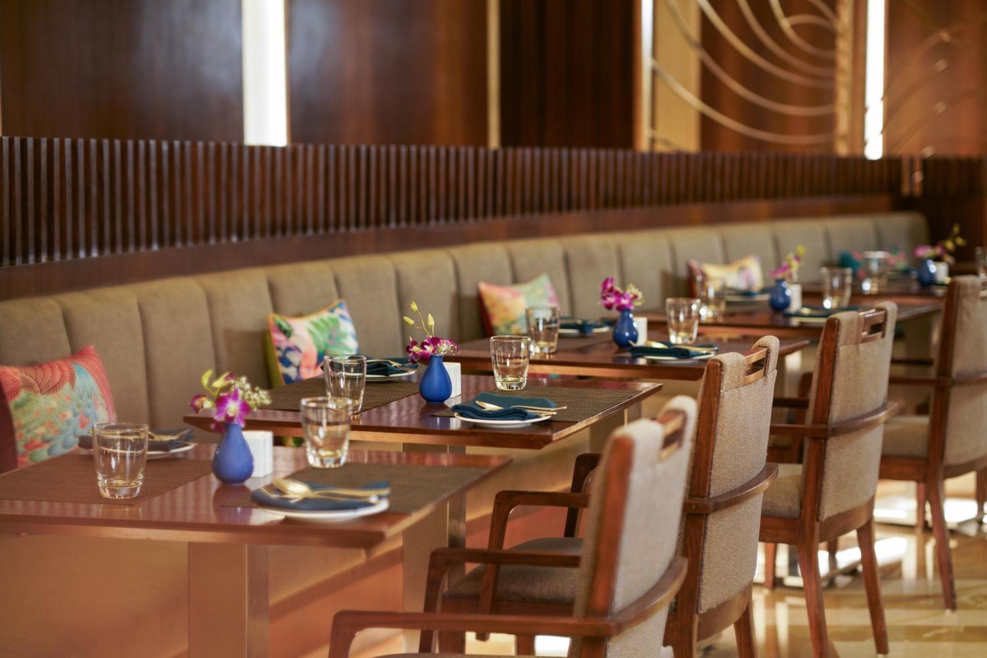 Wow Crest, Indore - Ihcl Seleqtions Bagian luar foto