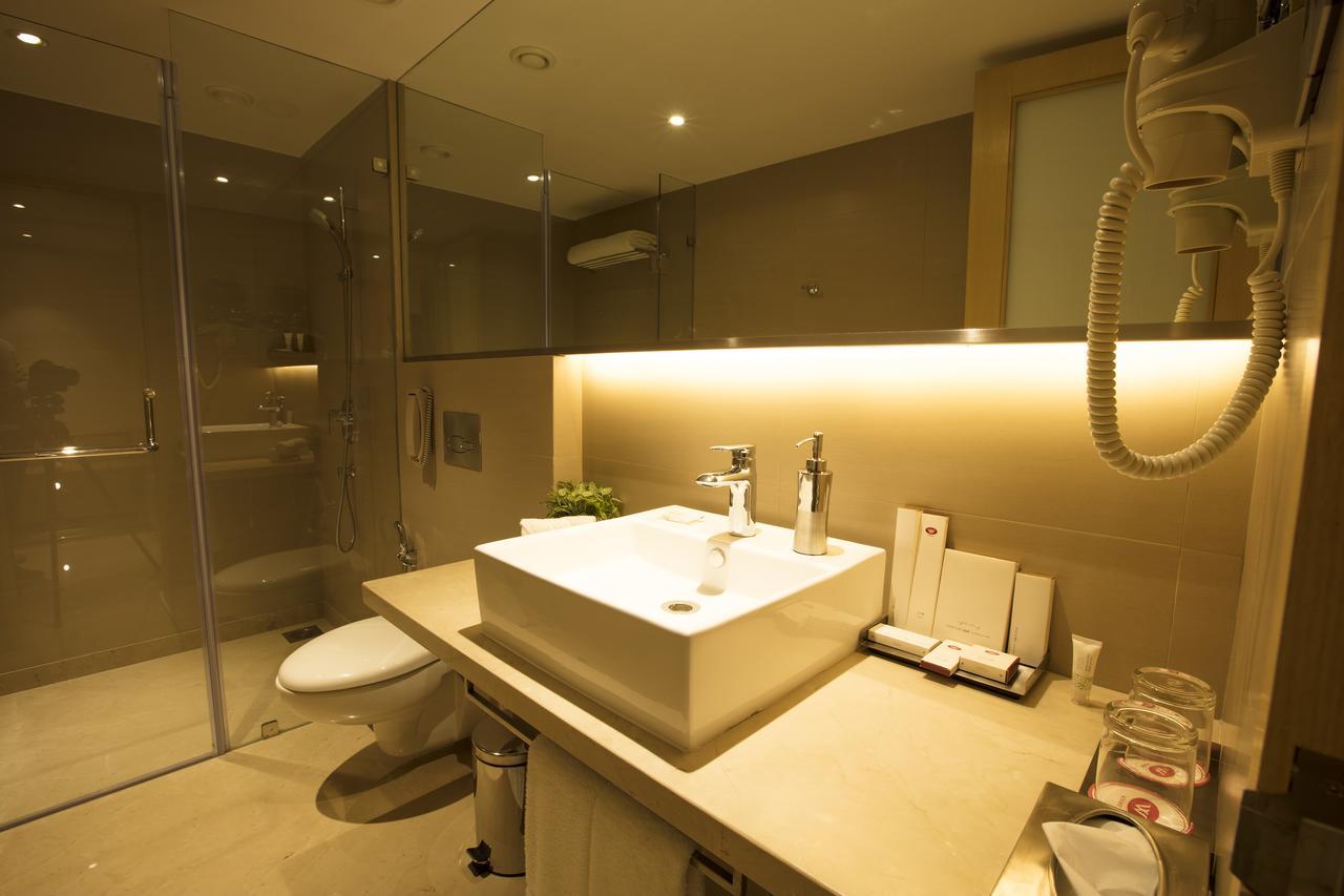 Wow Crest, Indore - Ihcl Seleqtions Bagian luar foto